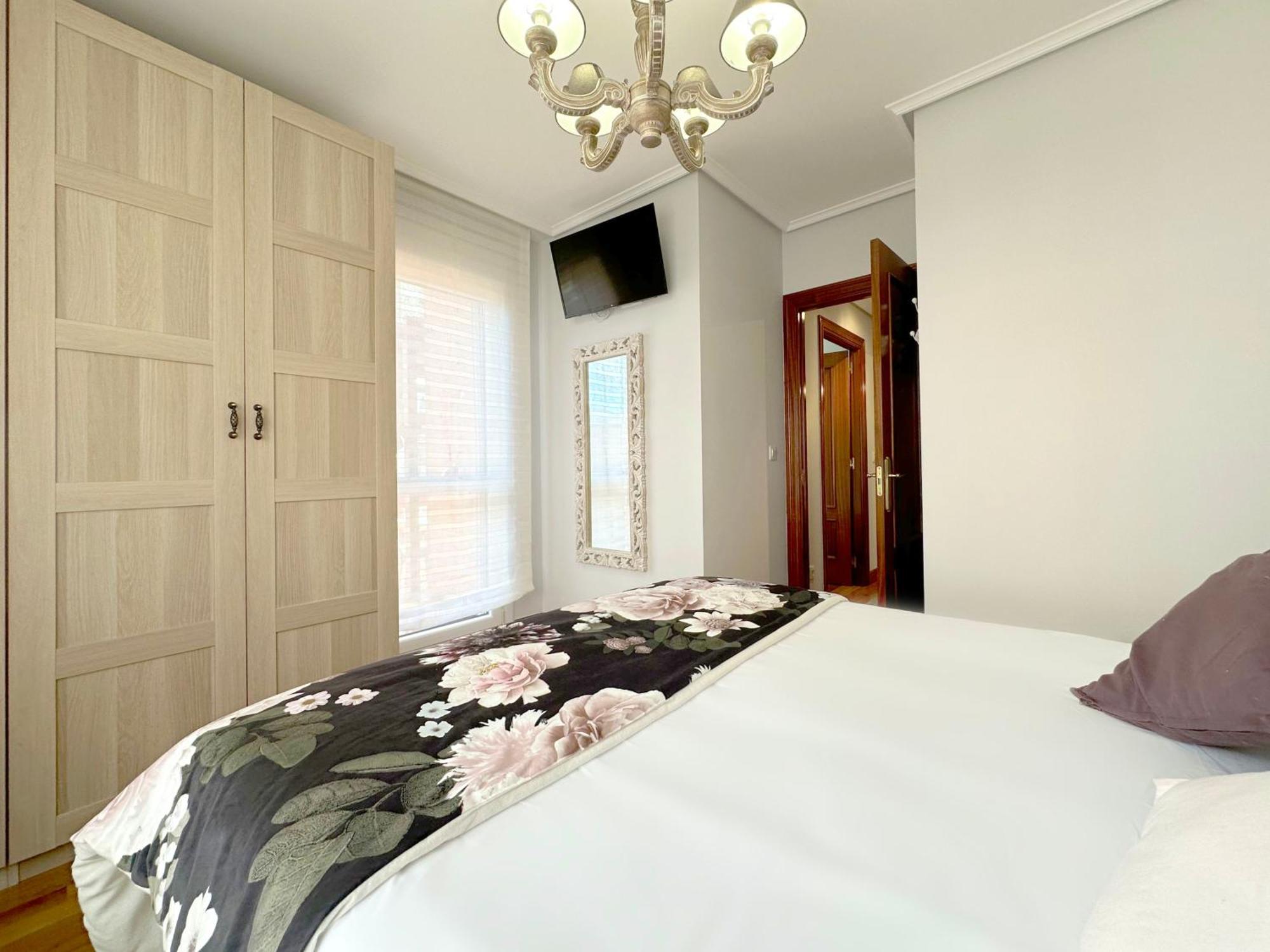 Apartamento Con Gran Terraza En El Centro Lägenhet Castro Urdiales Exteriör bild